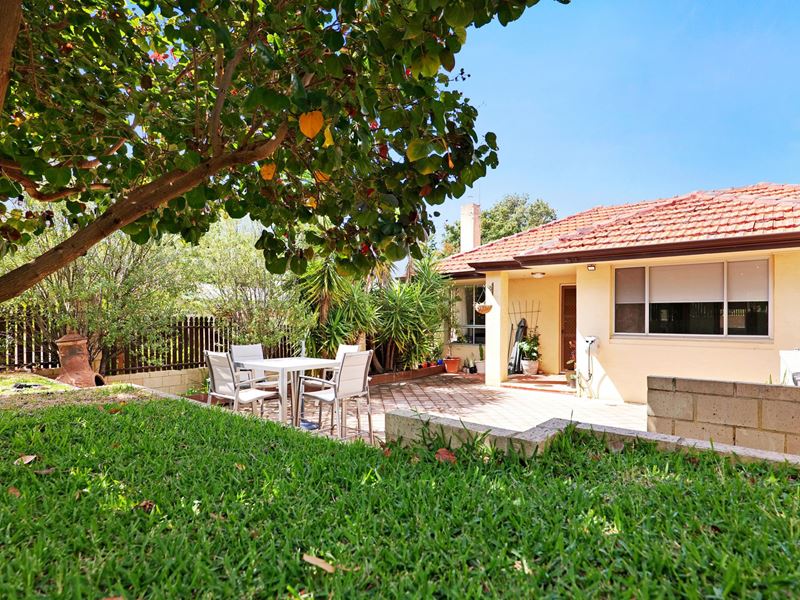 18 Gwelup Street, Karrinyup
