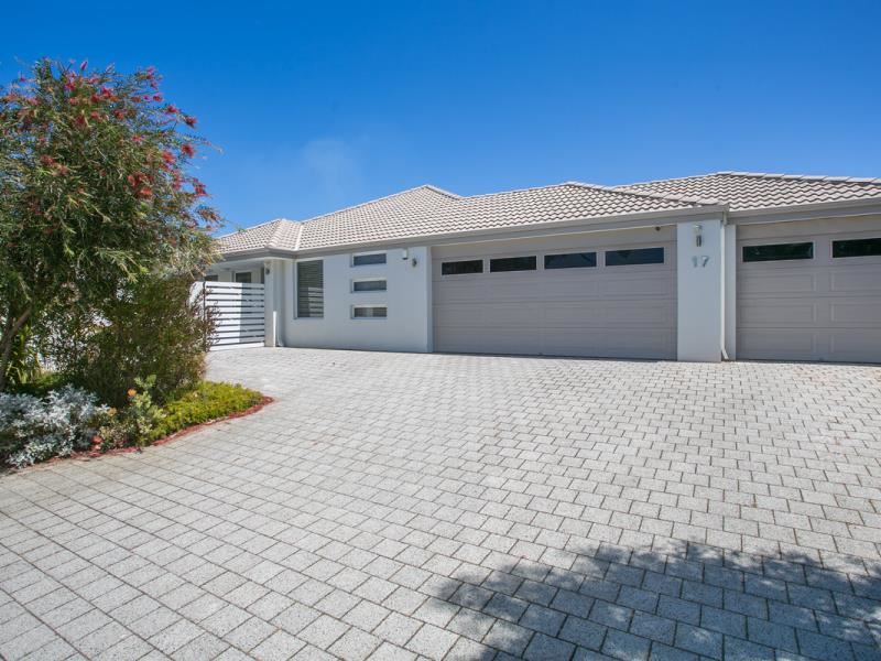 17 Collanda Circuit, Carramar