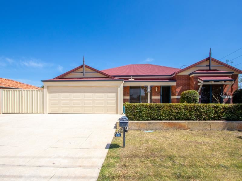 32 Rousham Street, Canning Vale WA 6155