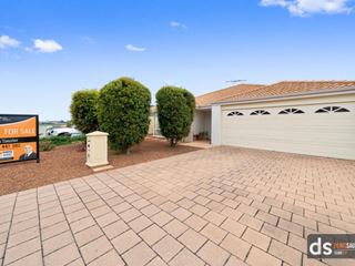 8 Clairault Rise, Pearsall