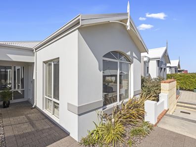 25 Pollock Way, Clarkson WA 6030