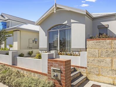 25 Pollock Way, Clarkson WA 6030