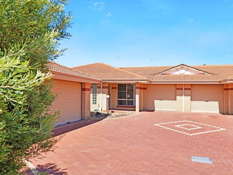 2/170 Grand Promenade, Doubleview