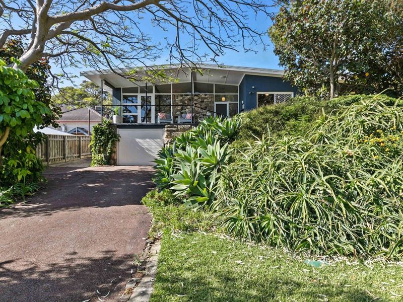 10 Dover Crescent, Wembley Downs