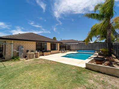 8 Baluchi Way, Henley Brook WA 6055