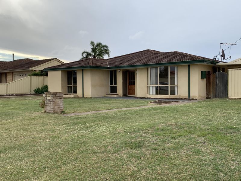 55 Jubilee Dr, Waikiki