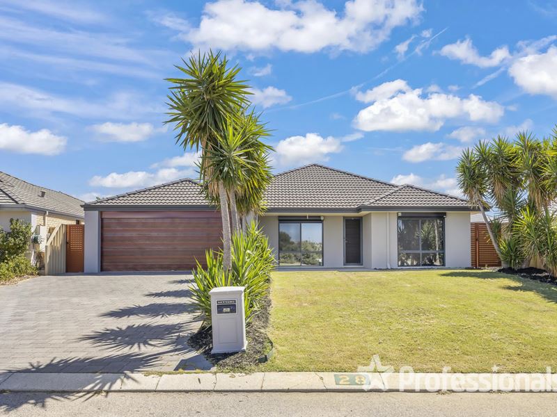 28 Cape Meares Crescent, Butler