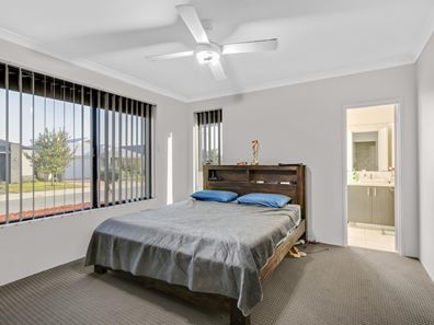 14 Relic Boulevard, Aveley WA 6069