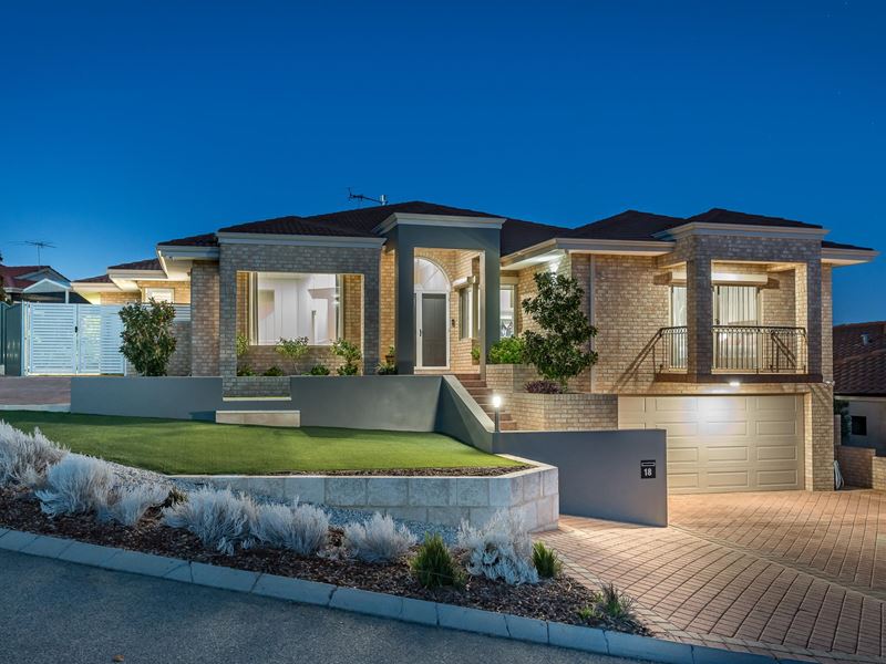 18 Whitepeak Place, Padbury WA 6025