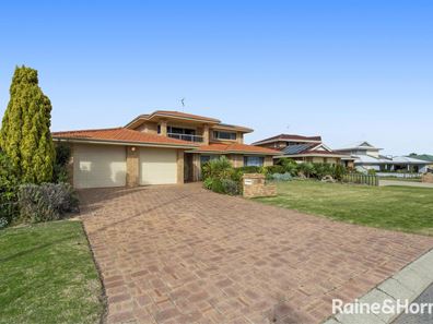 13 Leveque Loop, San Remo WA 6210