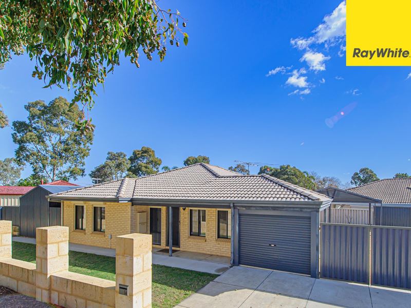 14 Chungking Grove, Stratton