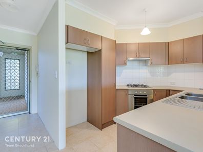 12/17 Southdown Place, Thornlie WA 6108