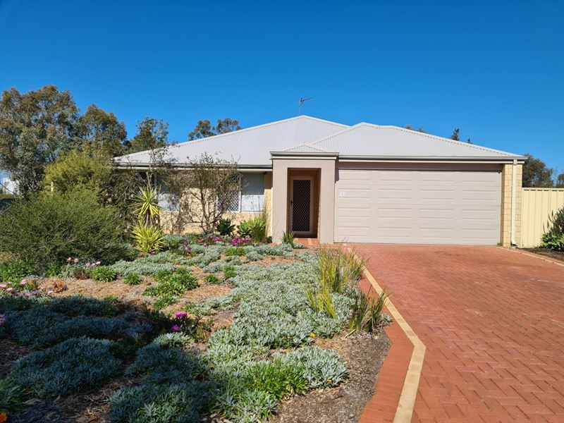 3 Riverside Outlook, Northam WA 6401