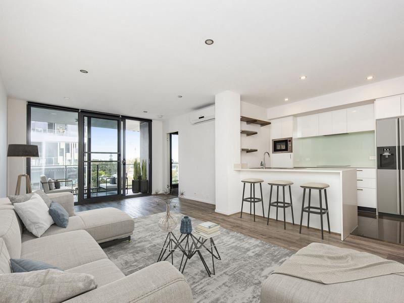 121/172 Railway Parade, West Leederville