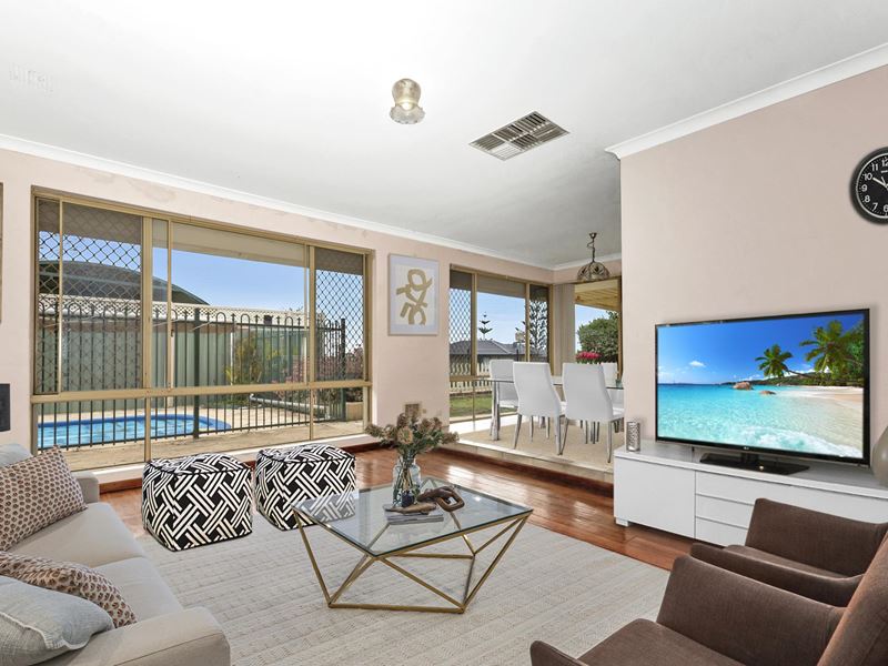 12 Carson Place, Heathridge