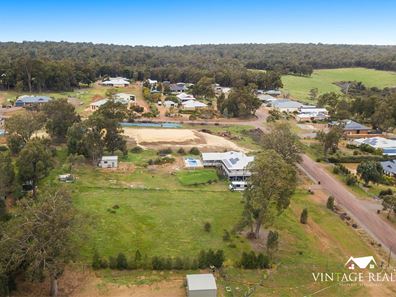 10 Honeybush Vista, Jarrahdale WA 6124