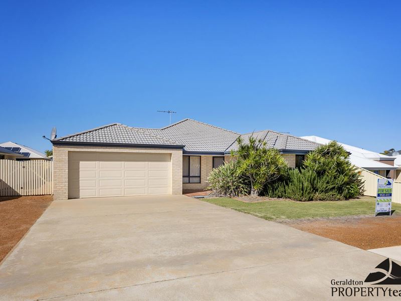 16 Peak Street, Drummond Cove WA 6532