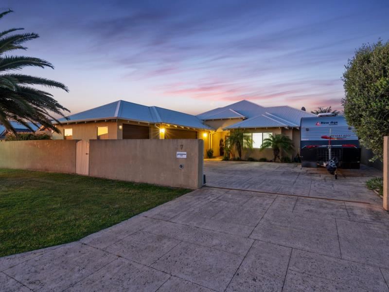 7 Britawast Road, Madora Bay