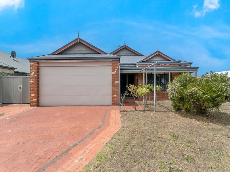 30 Kirkbride Meander, Waikiki