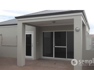 1/1 Lomax Court, Beeliar WA 6164