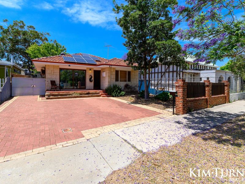 8 Central Avenue, Beaconsfield WA 6162