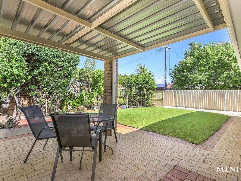 5/8 Falcon Court, Willetton