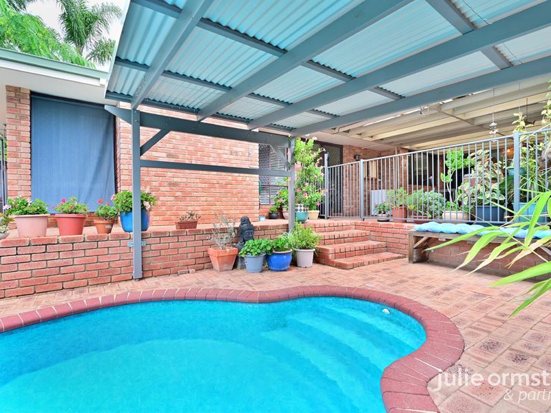 7 Inglis Court, Kingsley WA 6026