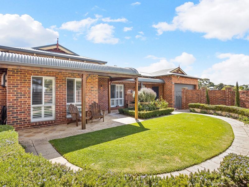 65 Parnell Avenue, Marmion