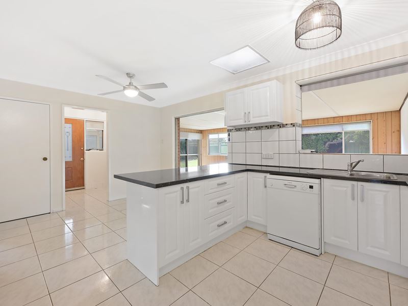 12 Avila Place, Kenwick WA 6107