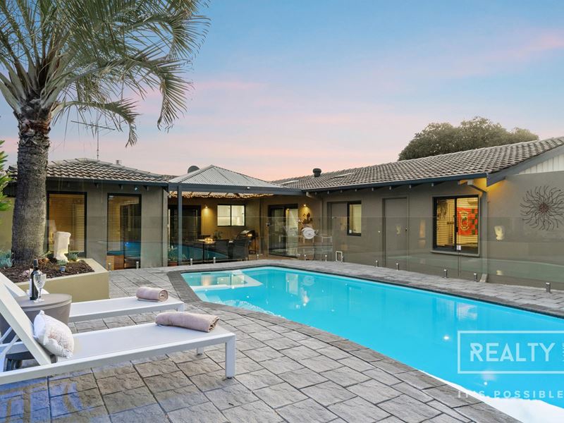 25 David Crescent, Hillarys