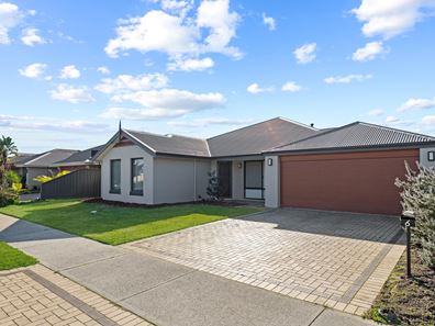 6 Harperia Way, Baldivis WA 6171