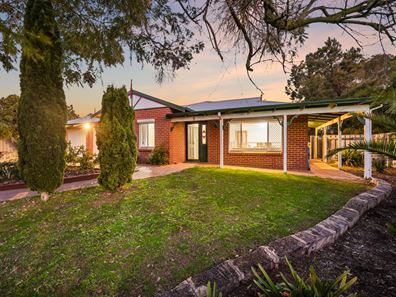 5 Mission Hills Place, Connolly WA 6027