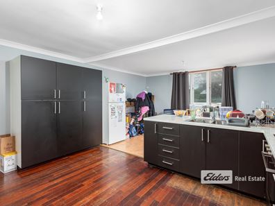56 Hudson Road, Withers WA 6230