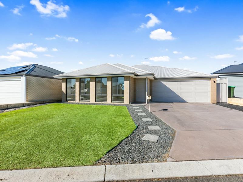 59 Vignerons Loop, Hocking WA 6065