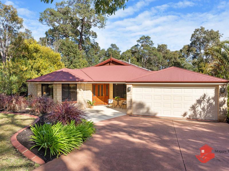17 Kobus Heights, Roleystone