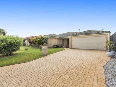 4 Largs Way, Port Kennedy WA 6172