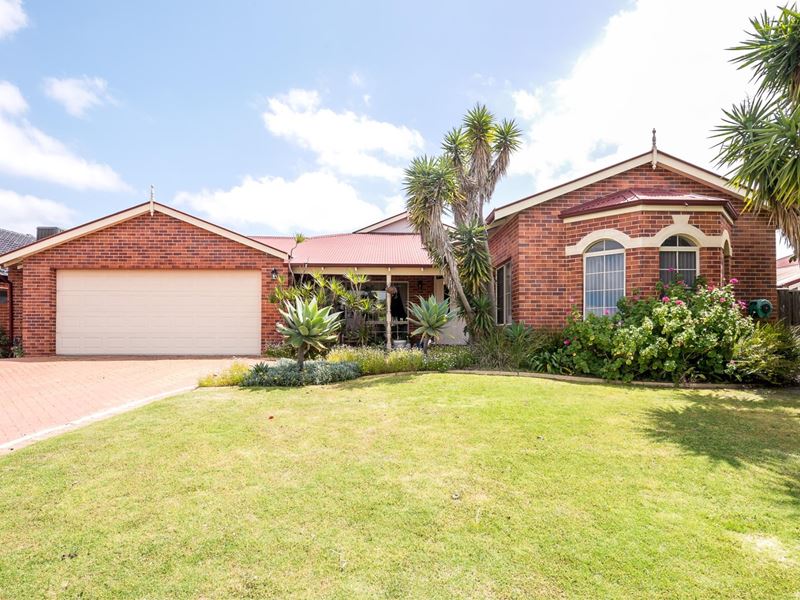 3 Brentwood Way, The Vines WA 6069