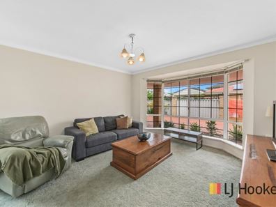 3/435B Riverton Drive East, Shelley WA 6148