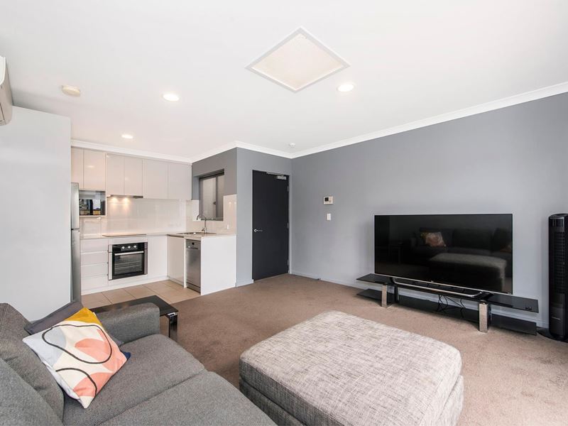 7/17 Gladstone Street, Perth
