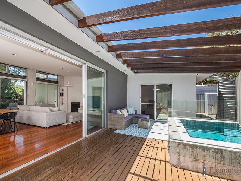 1 Stratton Street, Hamilton Hill