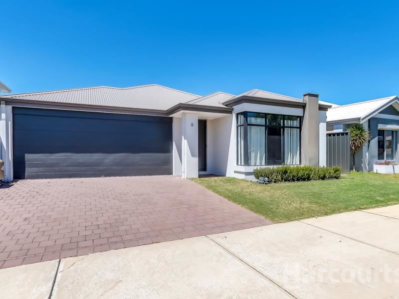 8 Blossom Way, Banksia Grove