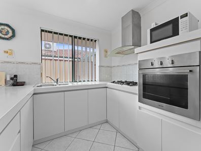 8/87 Cuthbertson Drive, Cooloongup WA 6168