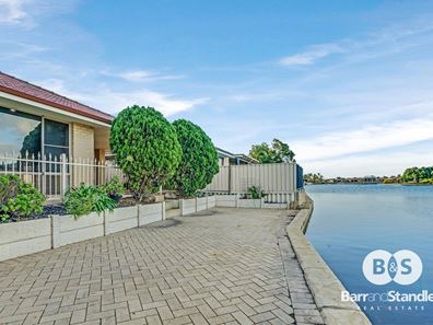 12 Willis Cove, Pelican Point WA 6230