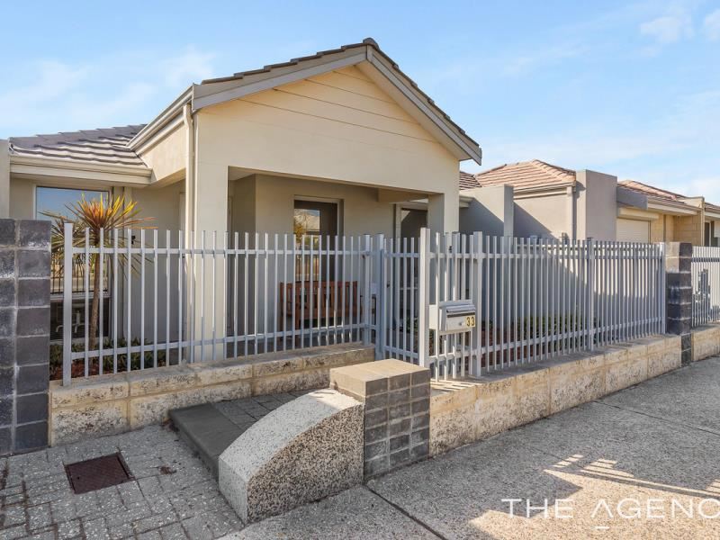 33 Adelong Avenue, Golden Bay