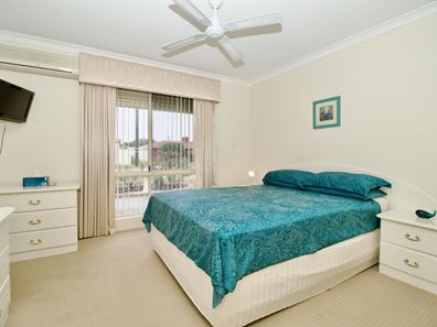 28A Haselmere Circus, Rockingham WA 6168