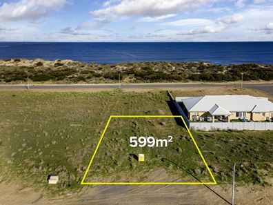 9 Bridge Street, Sunset Beach WA 6530