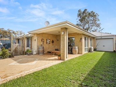 11 Jansz Road, Dalyellup WA 6230