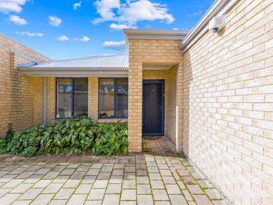 1/117 Beechboro Road South, Bayswater WA 6053