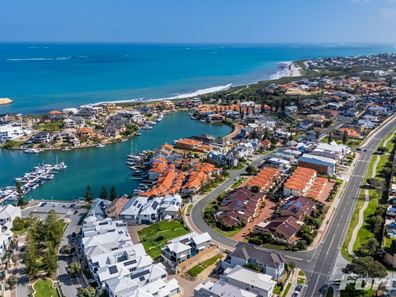 3 Toulon Circle, Mindarie WA 6030