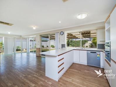 12 Formia Place, Secret Harbour WA 6173